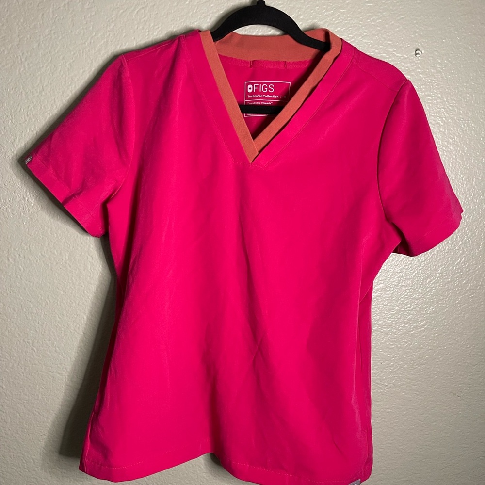 Figs Technical Collection Scrub Top Sz: Medium